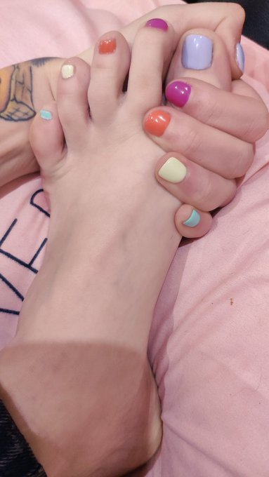 Resultado 😍#footfetish #feet #pedicure #piedi #nails #colorful https://t.co/jXoLPnkzC5<a href="/tag/footfetish"class="tags">#footfetish</a><a href="/tag/feet"class="tags">#feet</a><a href="/tag/pedicure"class="tags">#pedicure</a><a href="/tag/piedi"class="tags">#piedi</a><a href="/tag/colorful"class="tags"><span>#colorful</span></a><a href="/tag/nails"class="tags"><span>#nails</span></a>