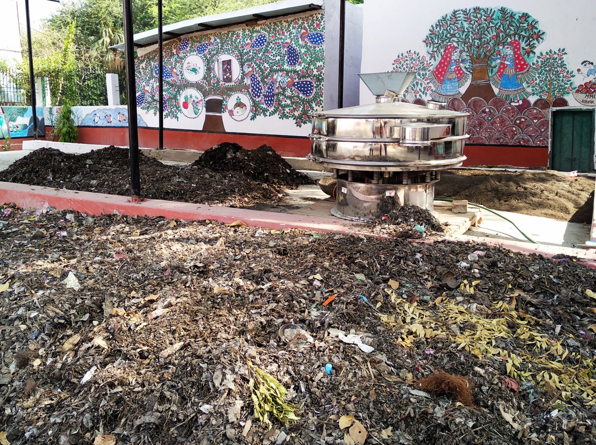 marble_hues's tweet photo. After >2yrs of putting our rigorous efforts &amp; inclusive system in place,we've now achieved a value chain system which guides ppl in changing their lifestyles &amp; practice #SourceSegregation. 
An initiative that stepped-up us to go extra miles &amp; emulate #DecentralizedWasteManagement https://t.co/uBIhsN4Mlu
