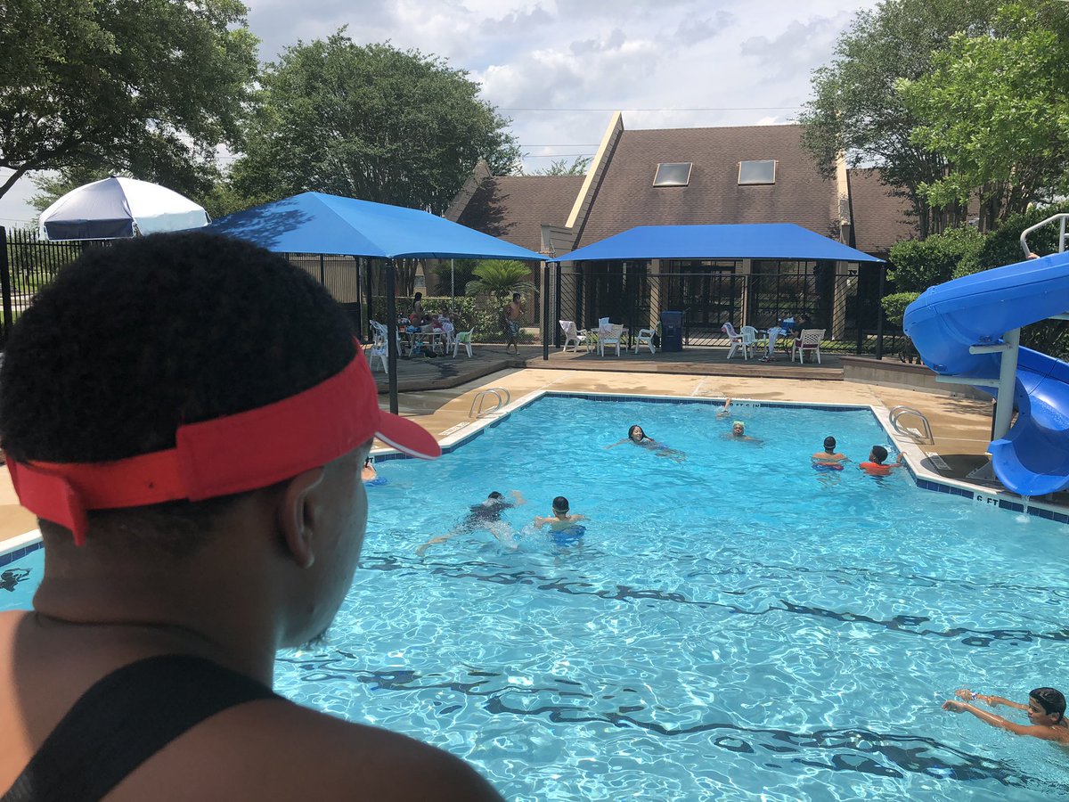 MBCA_Houston's tweet photo. Our Memorial Day pool party is in full swing!! @Big6BBQ is serving great food. https://t.co/DerDQYDpzX