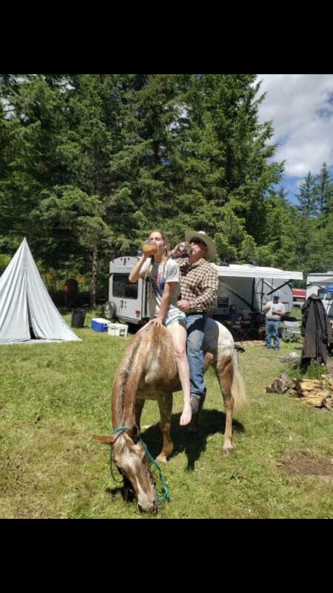 Ally_Genevieve's tweet photo. Putting this on Twitter because I have family and clients on Facebook. I’d say my first mountain trip was a success. Also my mentor is the best 😂 #FlyingMRanch https://t.co/qrANTR9VmC
