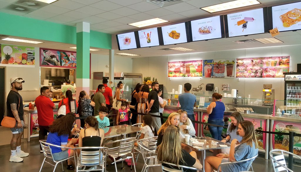 trianglexplorer's tweet photo. First visit to Vida Dulce on Chatham St. In Cary. Great spot for ice cream &amp; paletas! #ChurroSplit https://t.co/IbDDOhOPDa