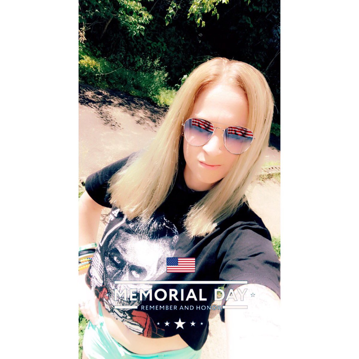 Kerbear_xo's tweet photo. It's been a while since I've worn any of my #STAYDOWN X #FATALCREW shirts! @FatalClothing @WWEGraves https://t.co/bT2DE9sBH0