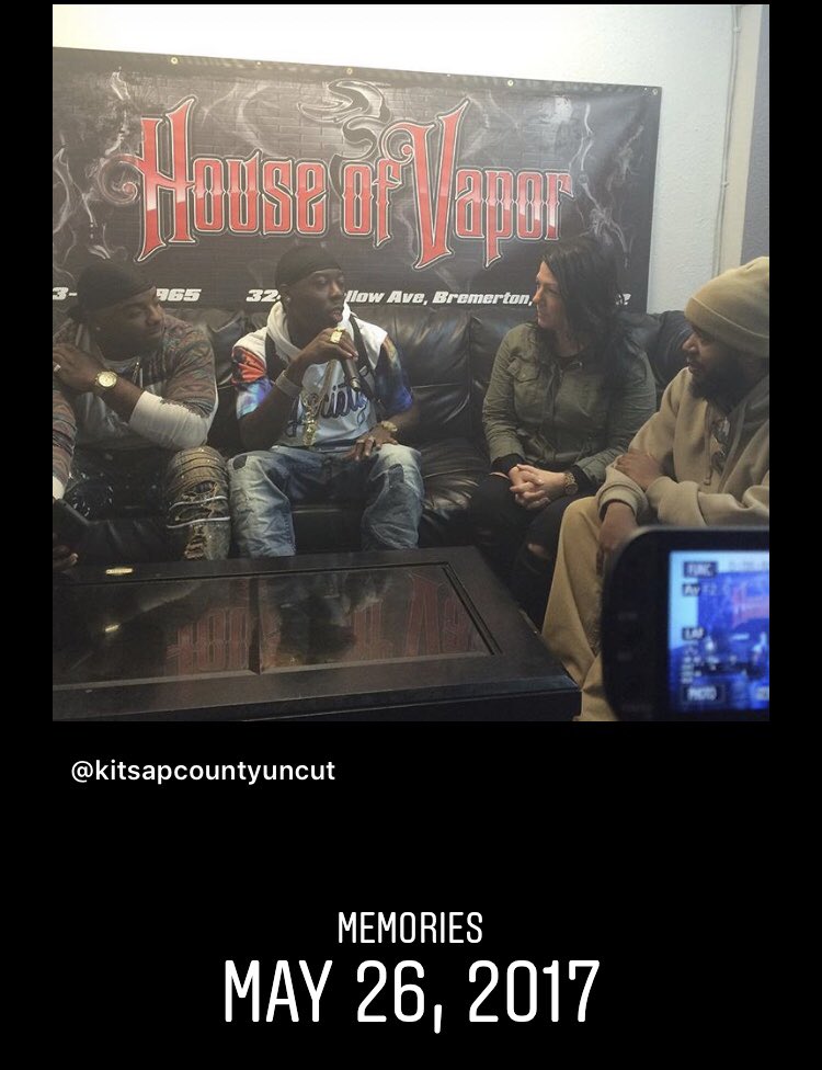 360KCUncut's tweet photo. #Throwback #Interview w/ @Str8cashflowz hosted by @MissTacTalk  @DmacUno #KCUncut #TheReturn #Television #NationWide #Comcast @HOODXTV  @comcast  #network #NewInterviews #NewVideos https://t.co/KNia6oH60H