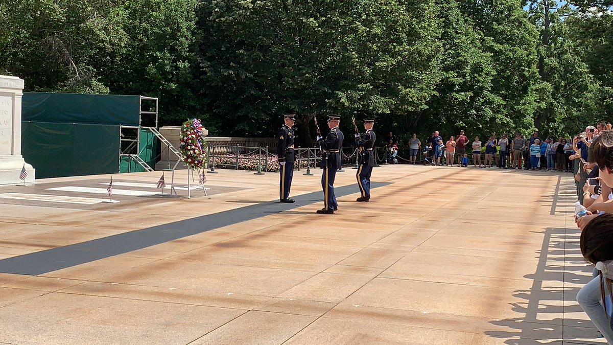 MrsBlaue's tweet photo. #Pirates2DC visited and learned the history of @ArlingtonNatl cemetery.  Humbled to witness the changing of the guards. https://t.co/F22HSZydAd