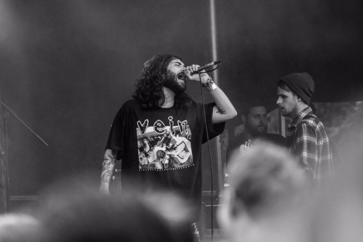 homesickpress's tweet photo. Real Friends @realfriendsband had fun on the Marshall Stage yesterday! Keep an eye out on the website for our photo gallery coming soon.
📸 @TatianaWPhotos https://t.co/uLP2MsKETF