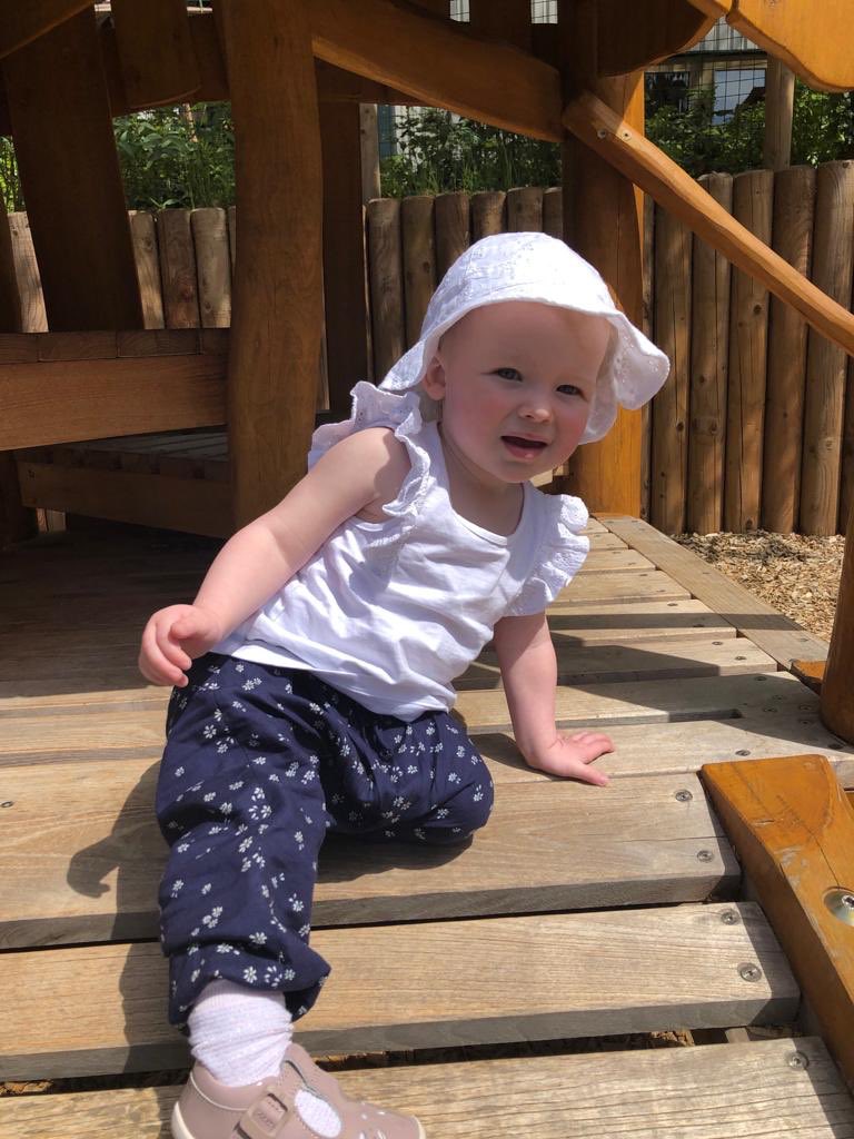 lexiharrison89's tweet photo. Great weekend away with the family ♥️ @Chuwill https://t.co/Zg55BMVxPM