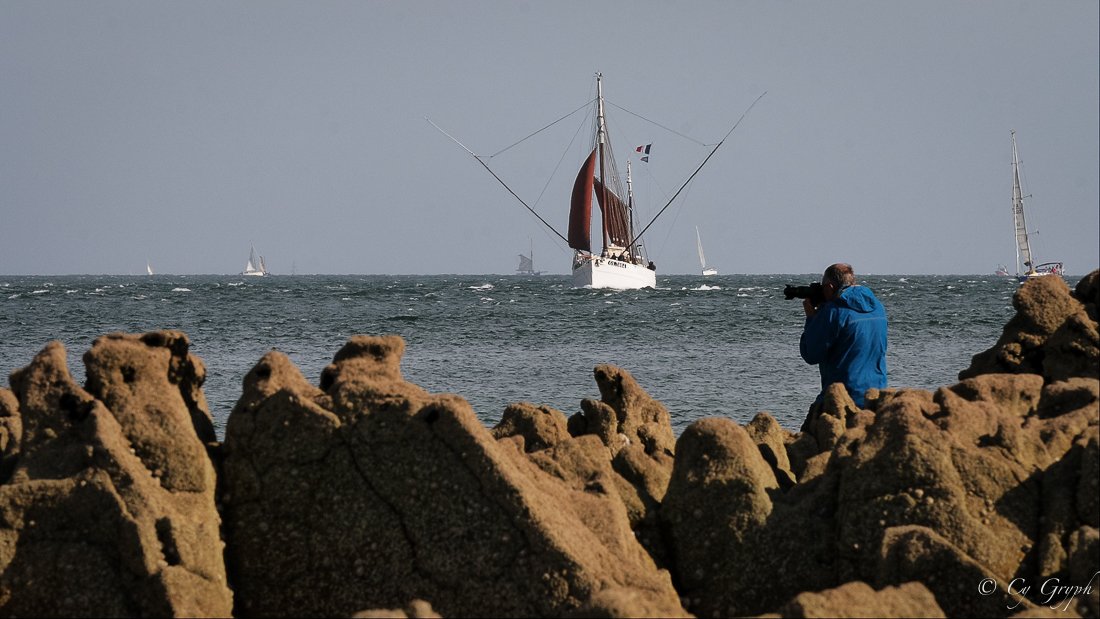 La Mer et les voiliers... - Page 11 D7mbzfcXsAMB0j8