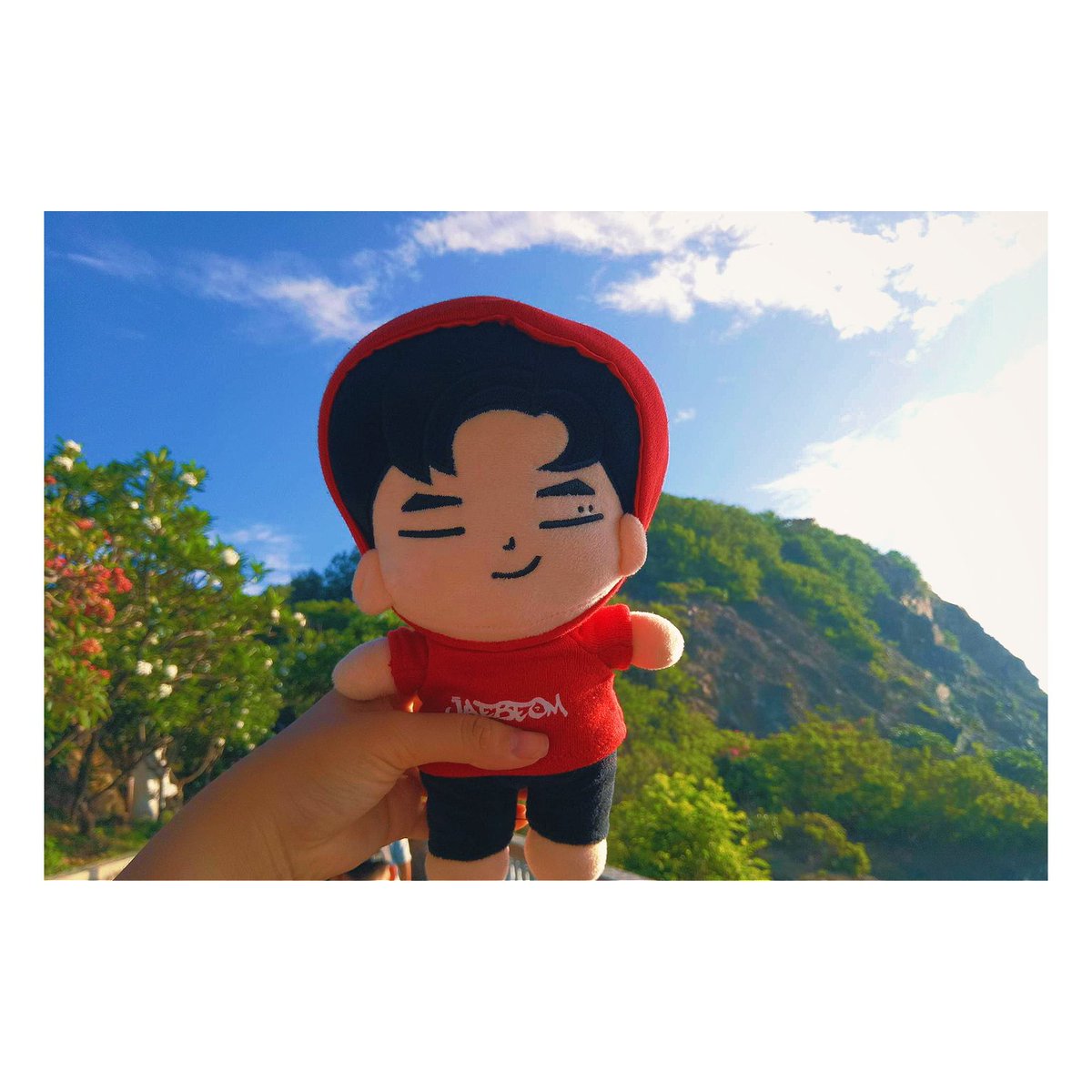 NhuyTu's tweet photo. 1 year ago. 
Mipbeom in VungTau. https://t.co/PwBoqwmhKQ