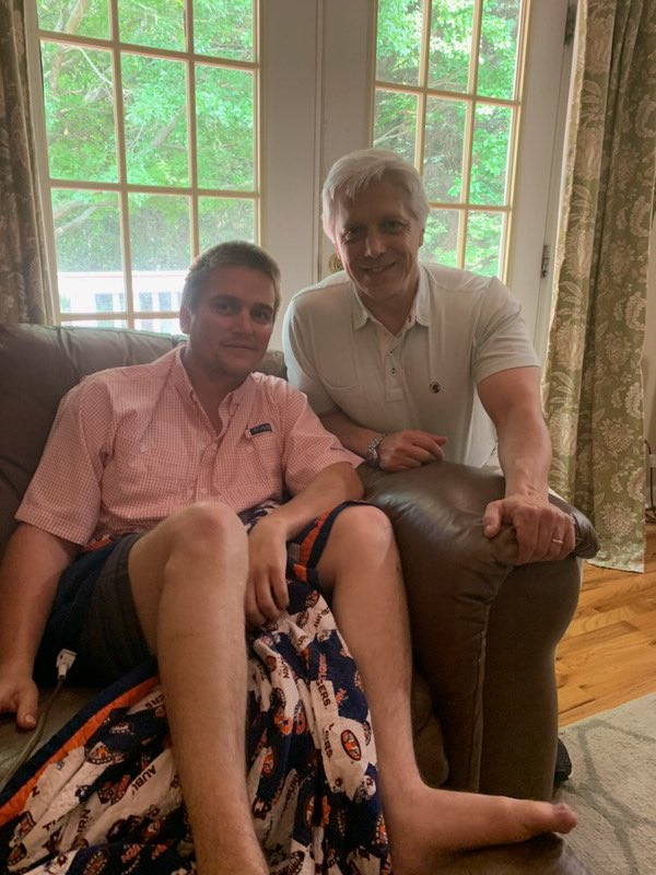 What a blessing to visit with OfficerWebb Sistrunk this afternoon. He is a courageous young man. I’m proud to know him and prouder to know he keeps Auburn safe. Thank you Webb- True Hero to Auburn.