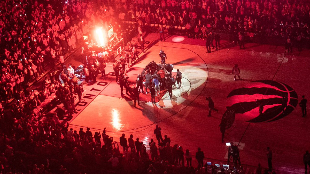 CP24's tweet photo. Police warn of scam targeting Raptors fans looking to purchase playoff tickets https://t.co/bWJ1bK185Q https://t.co/9z2i80irDK