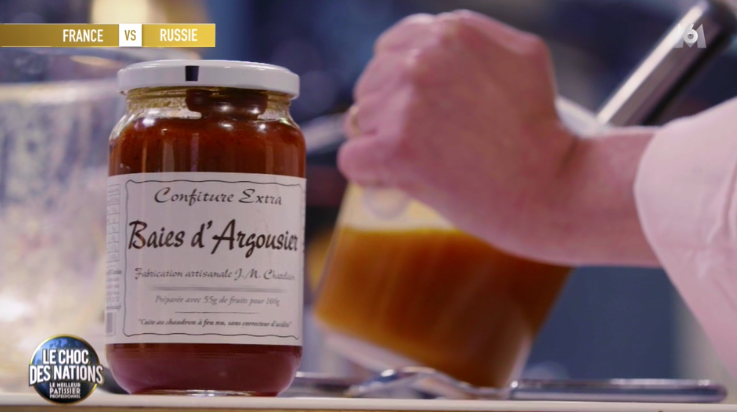 KFPproduction's tweet photo. ARGOUSIER : Baie au goût acide-amer et très riche en Vitamine C
Au moins on apprend des trucs ;) #LMP #LeMeilleurPatissier #LMPPro @cyril_lignac @PierreHerme_FR @BenoitBlin_MCA @juliavignali https://t.co/DBHrm6Vglg