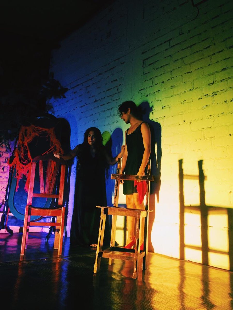 tarimaoculta's tweet photo. #Lorca 
Algunas fotos de la obra.
¡No dejes de ir a verla!

#Samoaproducciones #TarimaOculta 
#TeatroPeru https://t.co/ucBl97KGFl