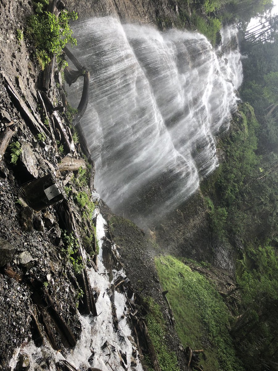 AsiaLee_22's tweet photo. Gotta @ExploreBC a little more this year! #BridalFalls https://t.co/Ha7A5bZKlR