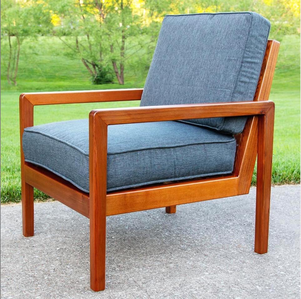 DiabloTools's tweet photo. Check out this cedar chair build from @FixThisBuildTht 
"Video is on YouTube along with the plans 👍. I made this from cedar 2x4 and 1x4s but gave them a modern look with some tapers and thinning."
Video: https://t.co/T2TN969FFc
#DiabloTools
#SandNet
#NewGameNewRules https://t.co/R5gkHqHbwj
