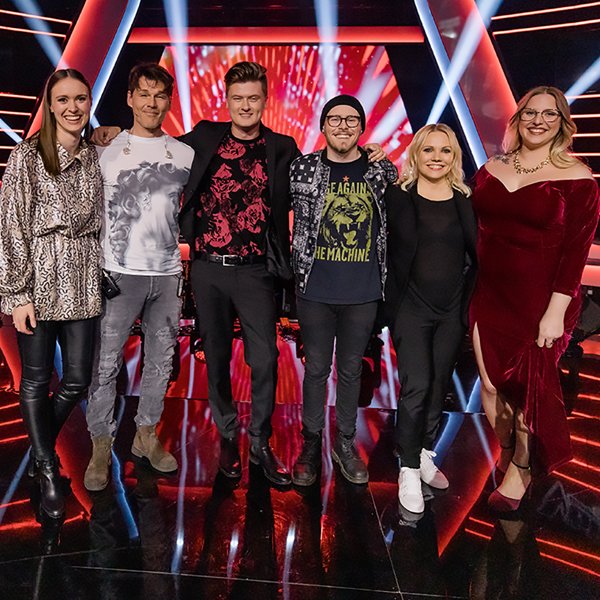 As many of you know, @mortenharket is one of the mentors on The Voice - Norges beste stemme this season. The finale is coming up this Friday, May 31, and two of Morten's talents - Maria and Edward - are in it to win it! Good luck #teammorten