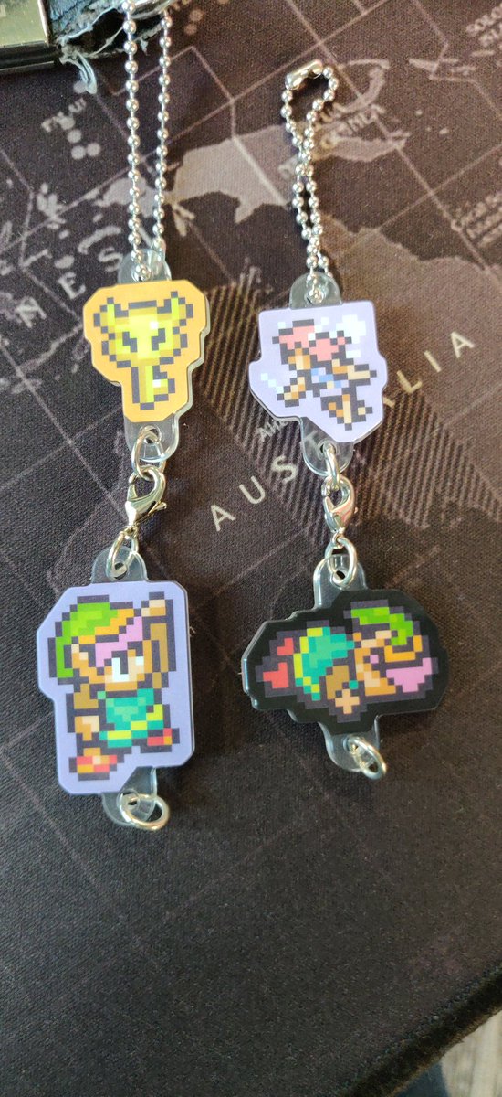 connect_gg's tweet photo. #aLinkToThePast los mejores llaveros :) https://t.co/yk8p0oRMFc