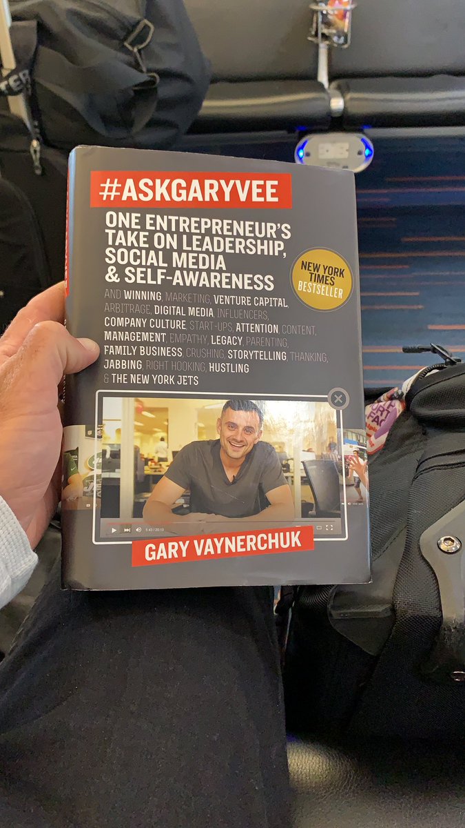 LUCASCALABRESE's tweet photo. @garyvee https://t.co/waWXM0Mds9