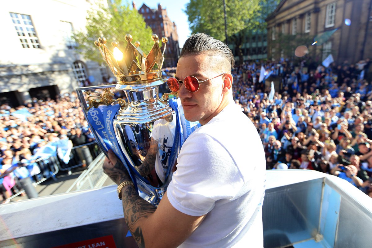 ManCity tweet picture