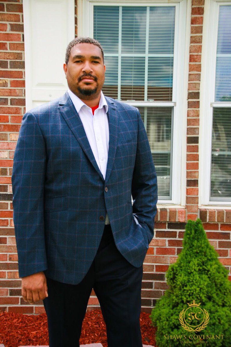 ecoarcshaw's tweet photo. In the Financial Industry you want be simplistic &amp; distinct. It was a privelage to fit Mr. Ragsdale in a @ShawsCovenant garment. https://t.co/8eABwQidvb
