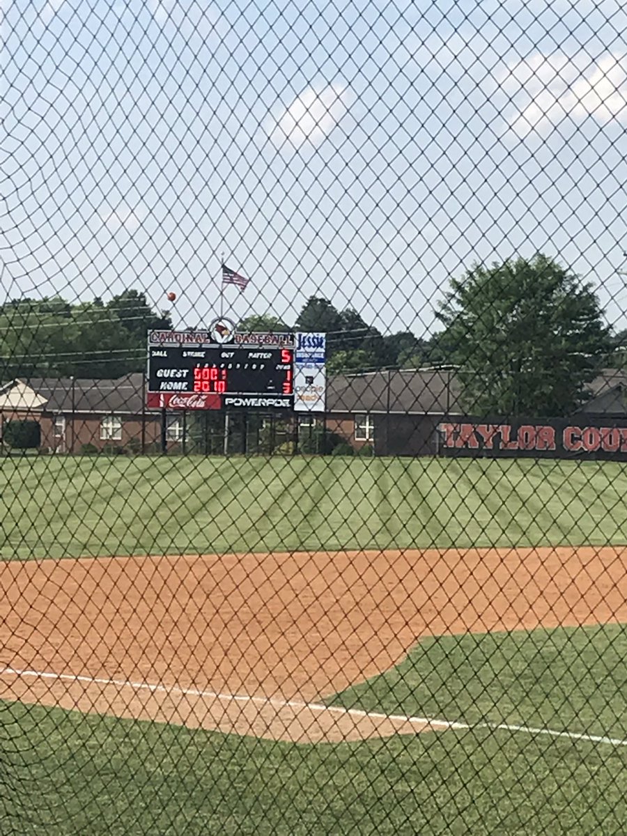 JuryTanya's tweet photo. Cards leading 3-1 at the top of the fifth! Go CARDS! #CardsCan #fifthregionbaseball https://t.co/G6eSgxtRIC