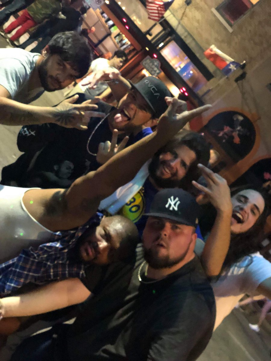 Lilsaint__817's tweet photo. Show was pretty lit. I know this is a little late but shout out to @AuthenticAirwav for the opportunity.  Next show in Dalsss 💯🔥 https://t.co/MCuWm5Oyt9