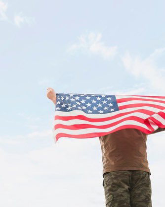 drchadstephens's tweet photo. Wishing you and your family a peaceful Memorial Day. 🇺🇸 Celebrate. Honor. Remember. #MemorialDay2019 #memorialday https://t.co/mrhge7xKw9