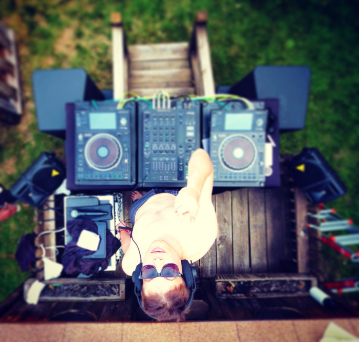 denon_dj's tweet image. It’s been a beautiful weekend, and we are primed and ready for the warm weather! What gigs/events are you excited for this summer? #primetime #primetribe #sc5000 #x1800 #alwaysondj #repost