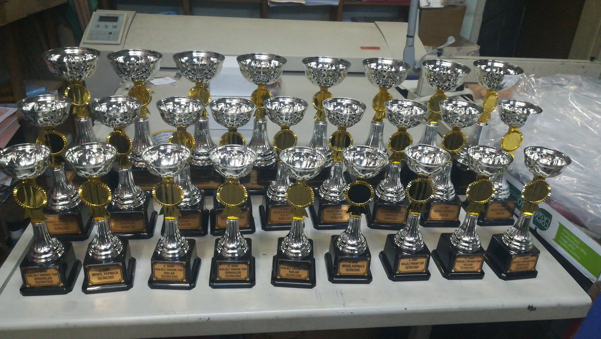 Gezi Dijital (@gezicopycenter) on Twitter photo Ilgın ilçe milli eğitim müdürlüğü tarafından altıncısı düzenlenen çocuk oyunları etkinliğinde dereceye giren öğrencilere ödülleri GEZİ KIRTASİYE tarafından hazırlanarak teslim edildi. Emeği geçen herkese teşekkür ederiz. GEZİ KIRTASİYE COPY CENTER personeli... Ilgın ilçe milli eğitim müdürlüğü tarafından altıncısı düzenlenen çocuk oyunları etkinliğinde dereceye giren öğrencilere ödülleri GEZİ KIRTASİYE tarafından hazırlanarak teslim edildi. Emeği geçen herkese teşekkür ederiz. GEZİ KIRTASİYE COPY CENTER personeli...