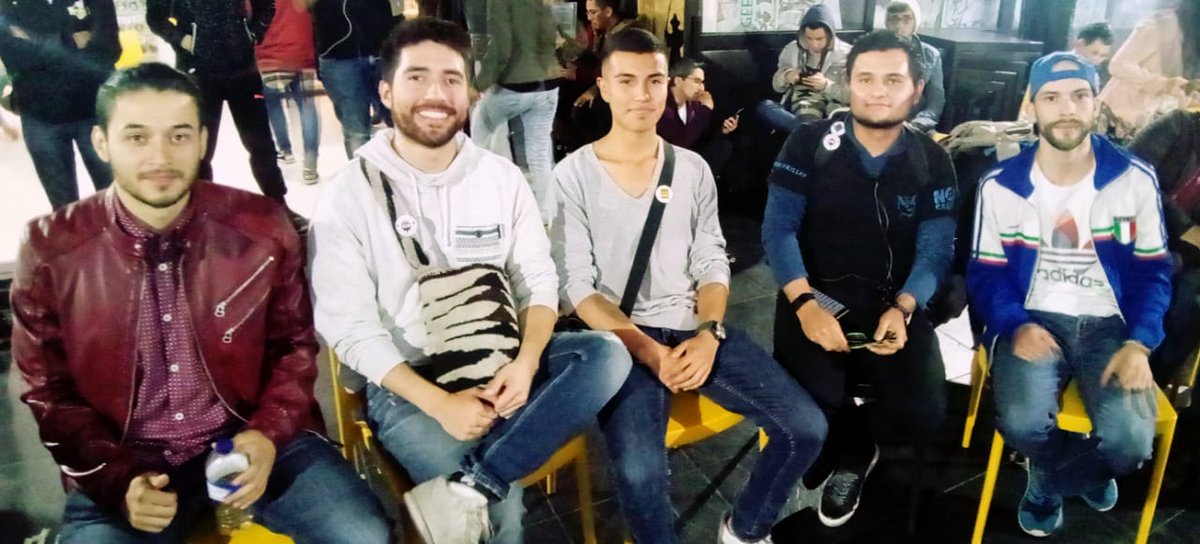 teamgocolombia's tweet photo. 🏆#TorneoRegional Bogotá, Colombia🏆

¡Un día emocionante, con batallas épicas y demasiado nivel competitivo! 🔥

Gracias @T00geek por hacer esto posible!

¡Felicidades a los ganadores! 👏

CAMPEÓN: DuvanEz7 (Integrante de @RunnersGoMed )
2do Lugar: Adhamai69
3er Lugar: JUANS3C0 https://t.co/zkTokgyXgv