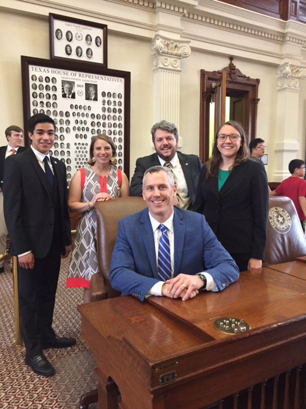 RepMattSchaefer's tweet photo. The 86th Texas Legislature is in the books. I am proud to head back to East Texas knowing that I continued the fight for more freedom and less government in our lives. Thanks to my team for a great job, and to you for your support. God Bless Texas and God Bless America. #txlege https://t.co/unAMpL7vRz