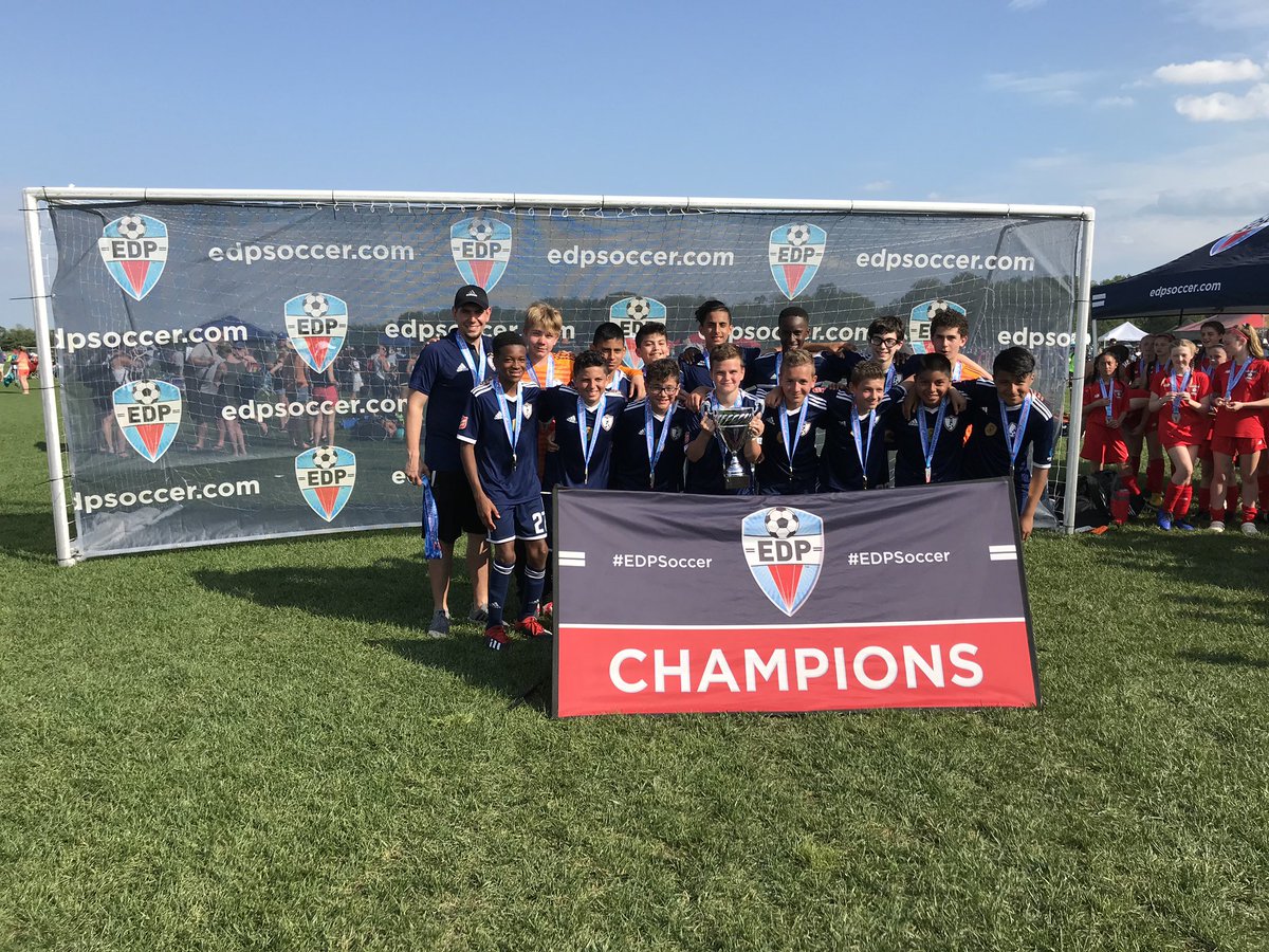 coachmachado92's tweet photo. Unbelievable weekend, all the hard work pays off and we’re champions once again 🏆👏🏼 #edpcupspring #weareisc #2006gladiators #vamoscaralho https://t.co/XiHTkPALX9