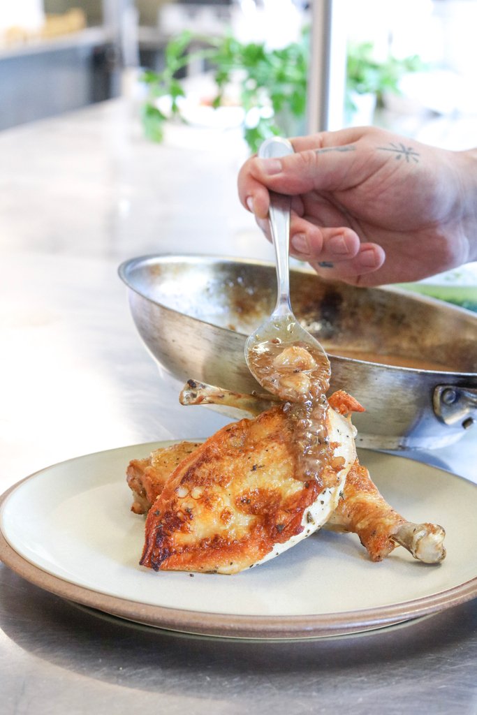 Start the week off right with this tasty half roasted chicken, roasted garlic, chicken jus, and green beans. #verreonthewater #verreyvr