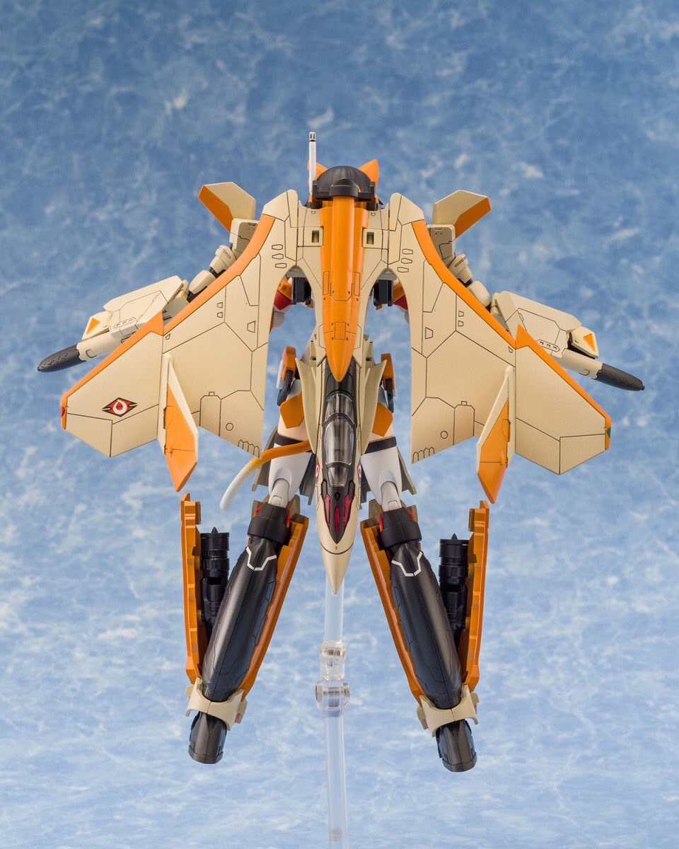 GwynCampbell's tweet photo. Latest shots of Aoshima’s upcoming VF-31D Variable Fighter Girl (V.F.G).
That coloring is gorgeous.
#macross #plamo #modekits #valkyries
https://t.co/3xbf0xw6um https://t.co/f8vwEdTLoq