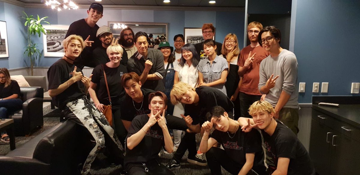 The Bears crew with @OfficialMonstaX ✨