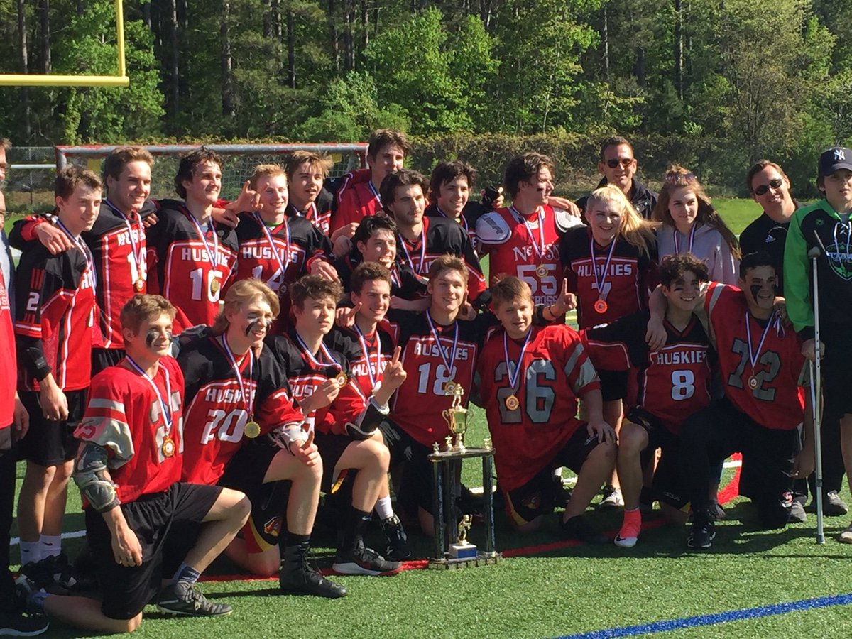 SacredHeartOCSB's tweet photo. Congratulations to our Varsity Lacrosse team on capturing the AAA title. The team will represent the NCSSAA at OFSAA in Owen Sound next week.  #GoHuskies #OurSHHS https://t.co/eplsG4mmYP