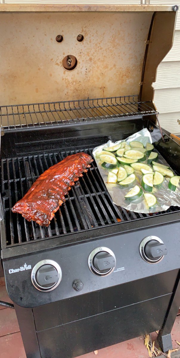 dwhorton's tweet photo. We had a great time at Indy, got lucky with the weather, and saw an amazing race. Now we are back home, have ribs and zucchini on the grill, and @nscarinzi inside making homemade Mac and cheese. Not a bad way to end Indy weekend! #Indy500 #IndyWeekend #MemorialDay #Ribs https://t.co/Uu0naONyDJ