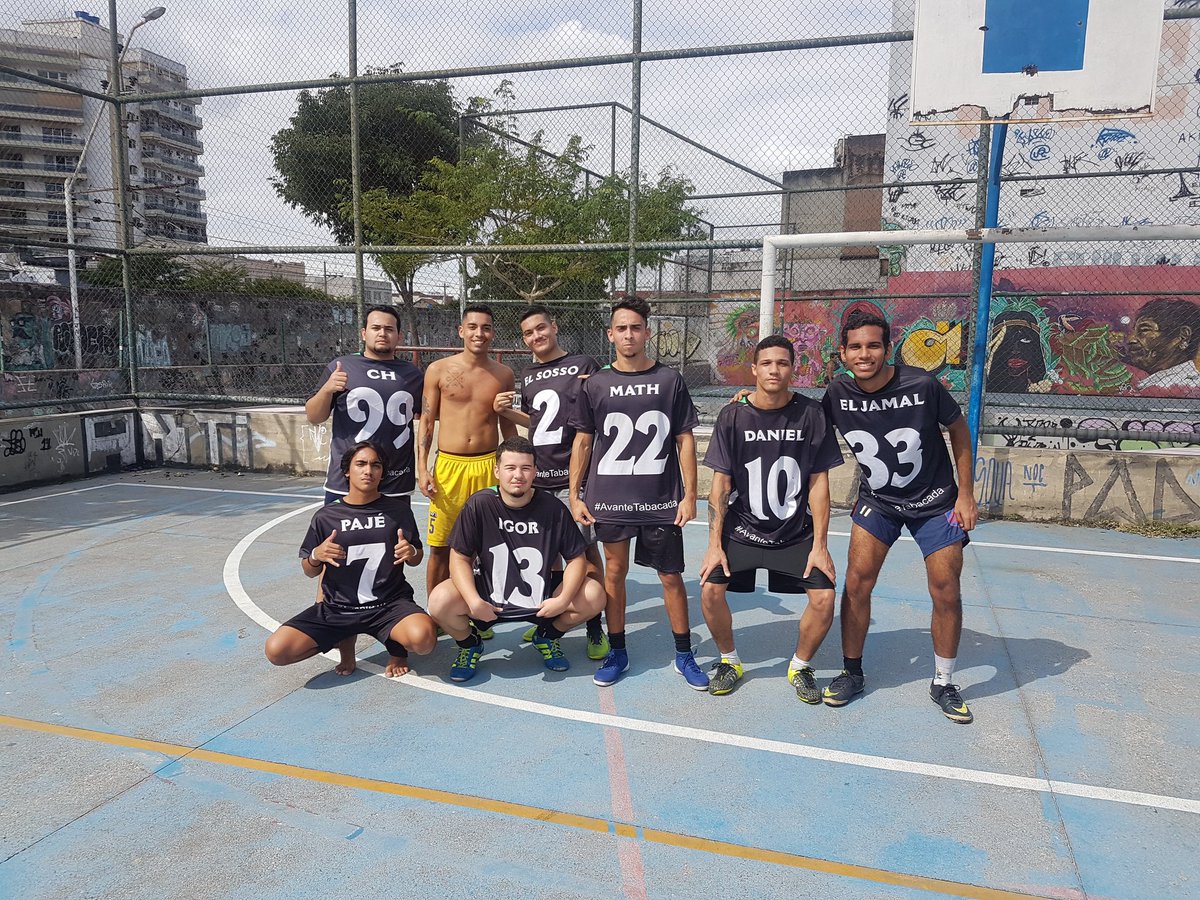 arvemooo's tweet image. @TabacadaFc 
@dan_desouza 
@igofariasx 
@ChiquinhoLoiola 
@_patrcgomes7 
@Maathb7 
@felipesantosq (?)
Só tabacada