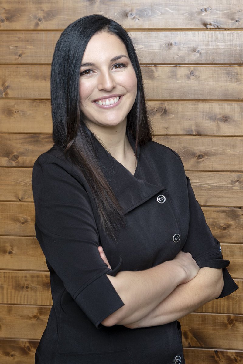 RefrainPhoto's tweet photo. An engaging headshot is your introduction to future clients and is their first look into their working with you as a provider! Make sure you pick the right one.
https://t.co/8LvK4BUITh  #headshot #Moncton #photographer https://t.co/xdaVJaKwBw