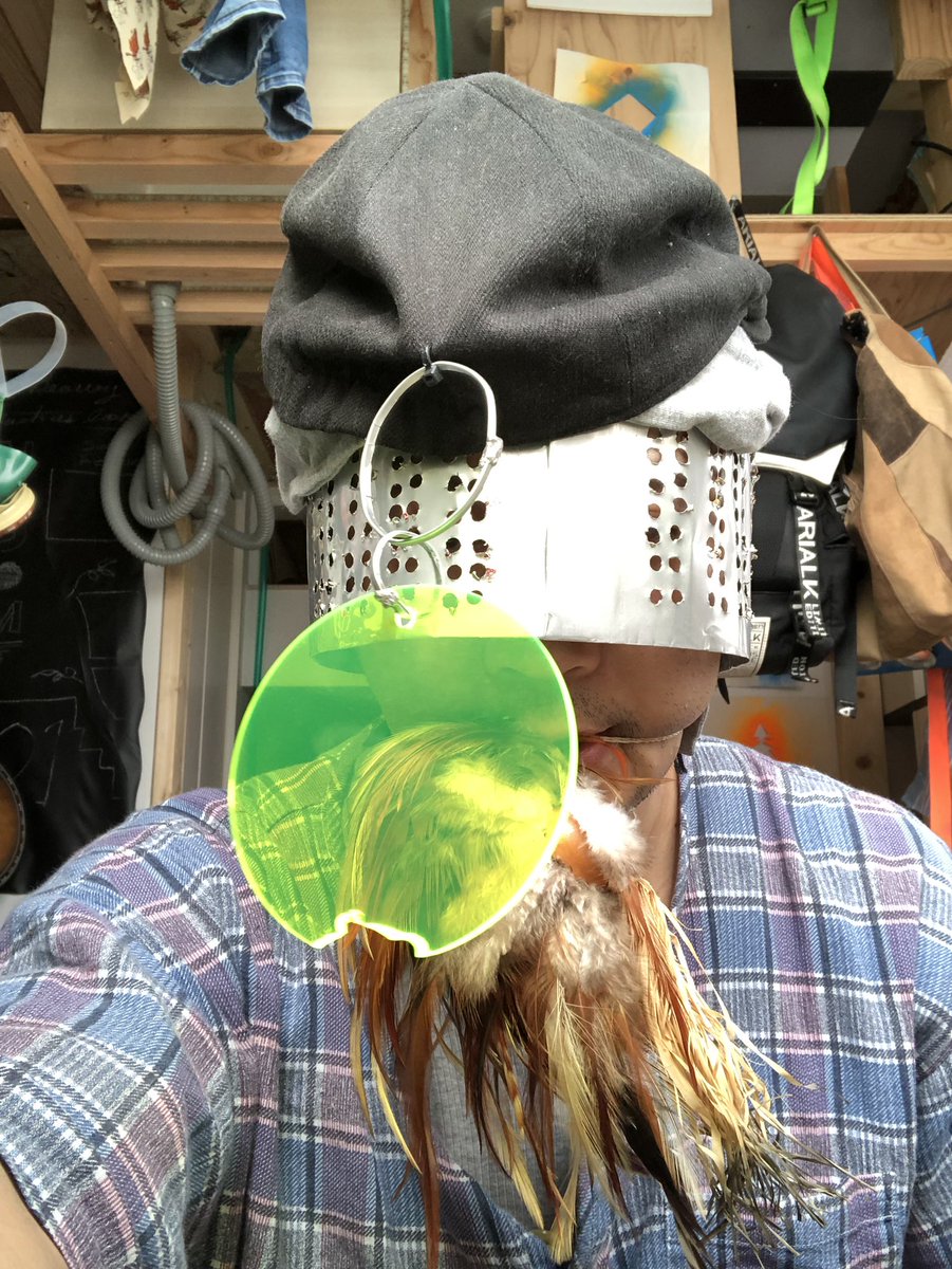 nodom1140's tweet photo. 今日、僕は生まれました

    名前は“ 二十条  慎蔵 ”

職にもありつきました

    職業“ 城跡植林業 ”
#personal #portrait #face #human #disquise #fashion #physical #身体 #変身 #ポートレート https://t.co/tRzxNPddqv