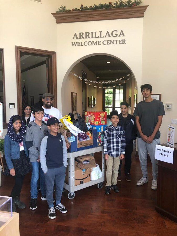 MuslimYouthUSA's tweet photo. #MuslimYouth of a @mka_siliconval gave out 40+ personalized gift cards and over $400 in snacks and toiletries out to our brave veterans. #MuslimsForVeterans #MuslimsForRememberance @LAAF https://t.co/DYZV1WrtMe
