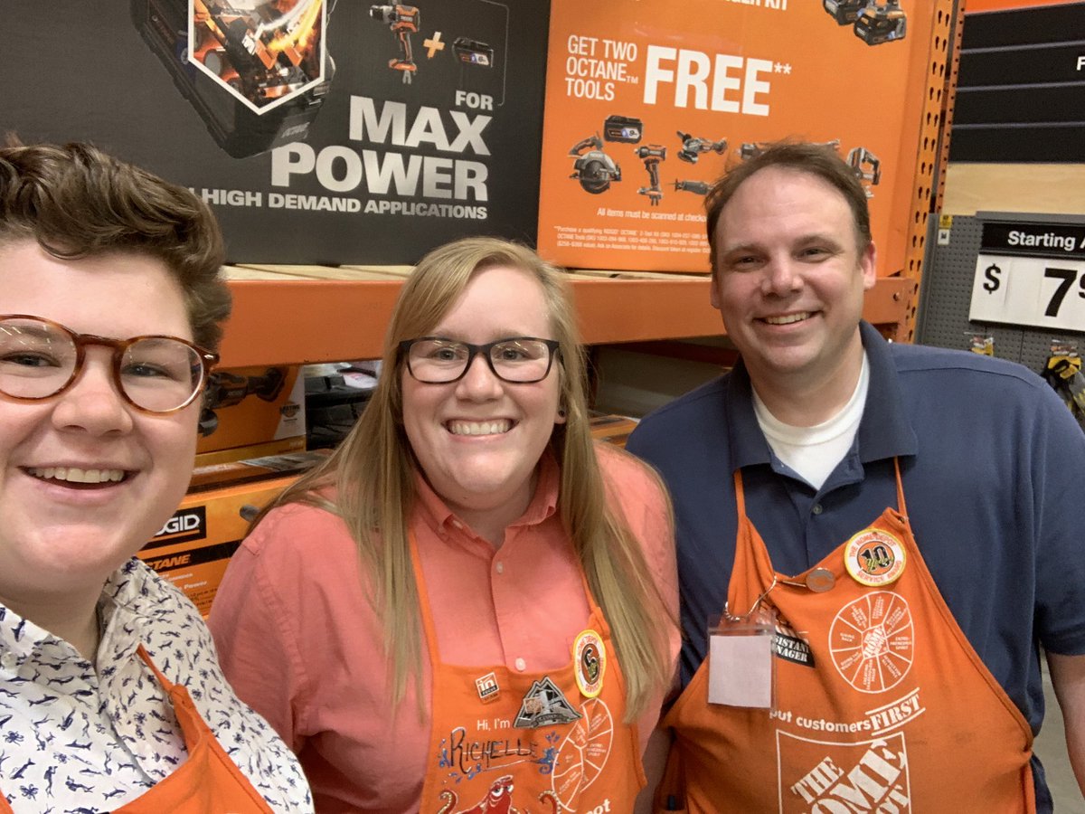 Spent Memorial Day at 4702 with these yahoos! Thanks for letting me crash your party, @JKirkHD! #OneHomeDepot #BellevueKids