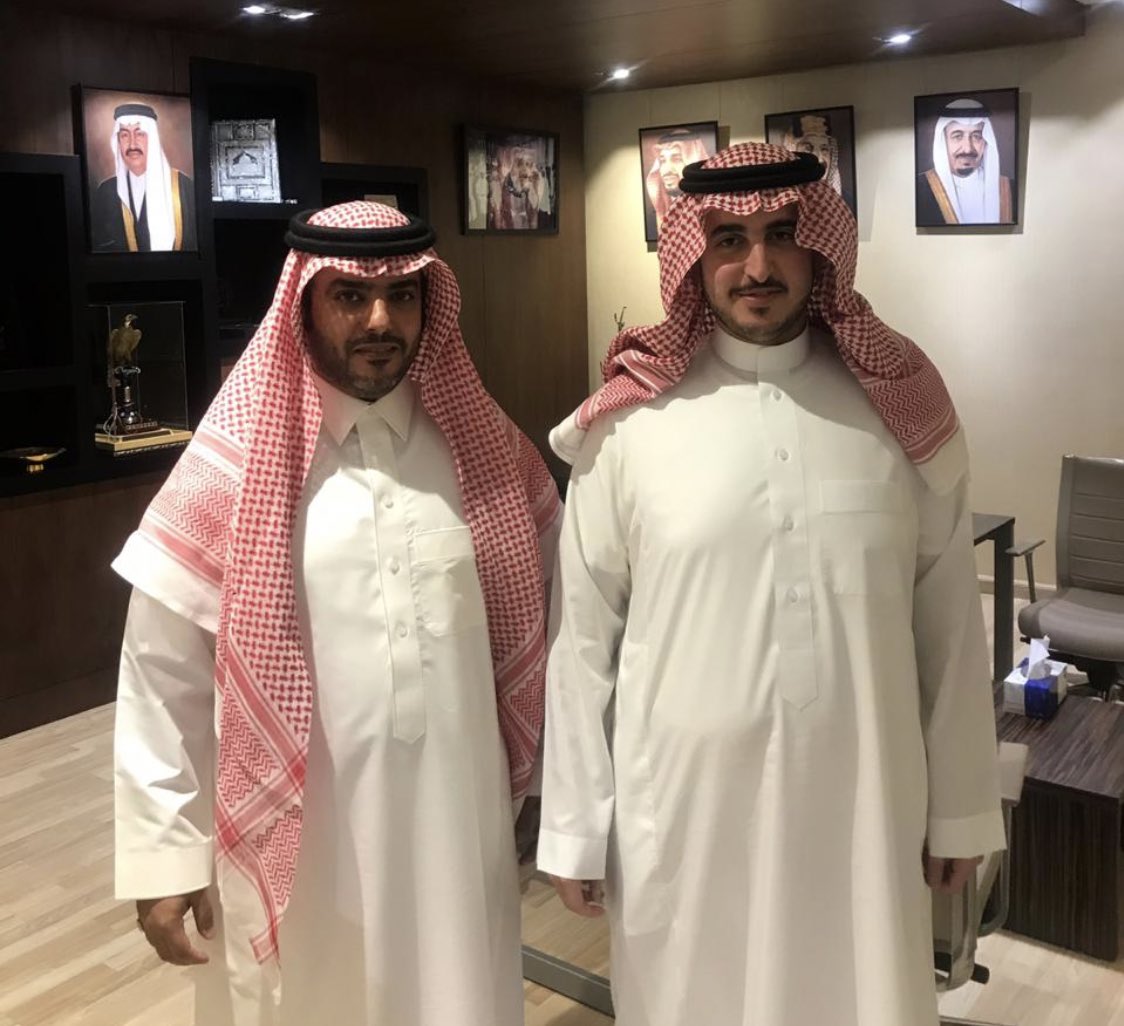 abosaad322's tweet photo. صوره تجمعني معا صاحب السمو الملكي الامير فيصل بن نواف امير منطقة الجوف في قصر سموه جده https://t.co/2I2ruzcSHB