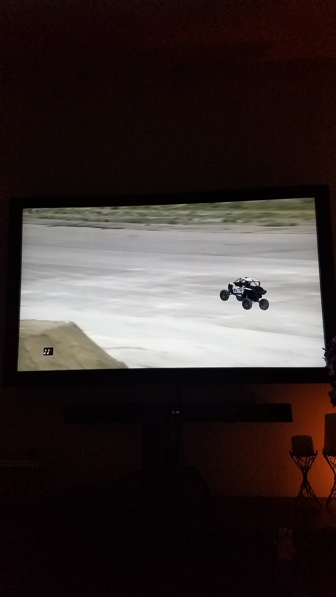 djiqmix's tweet photo. Watching #monsterjumplive https://t.co/8Jx0RM2zuC