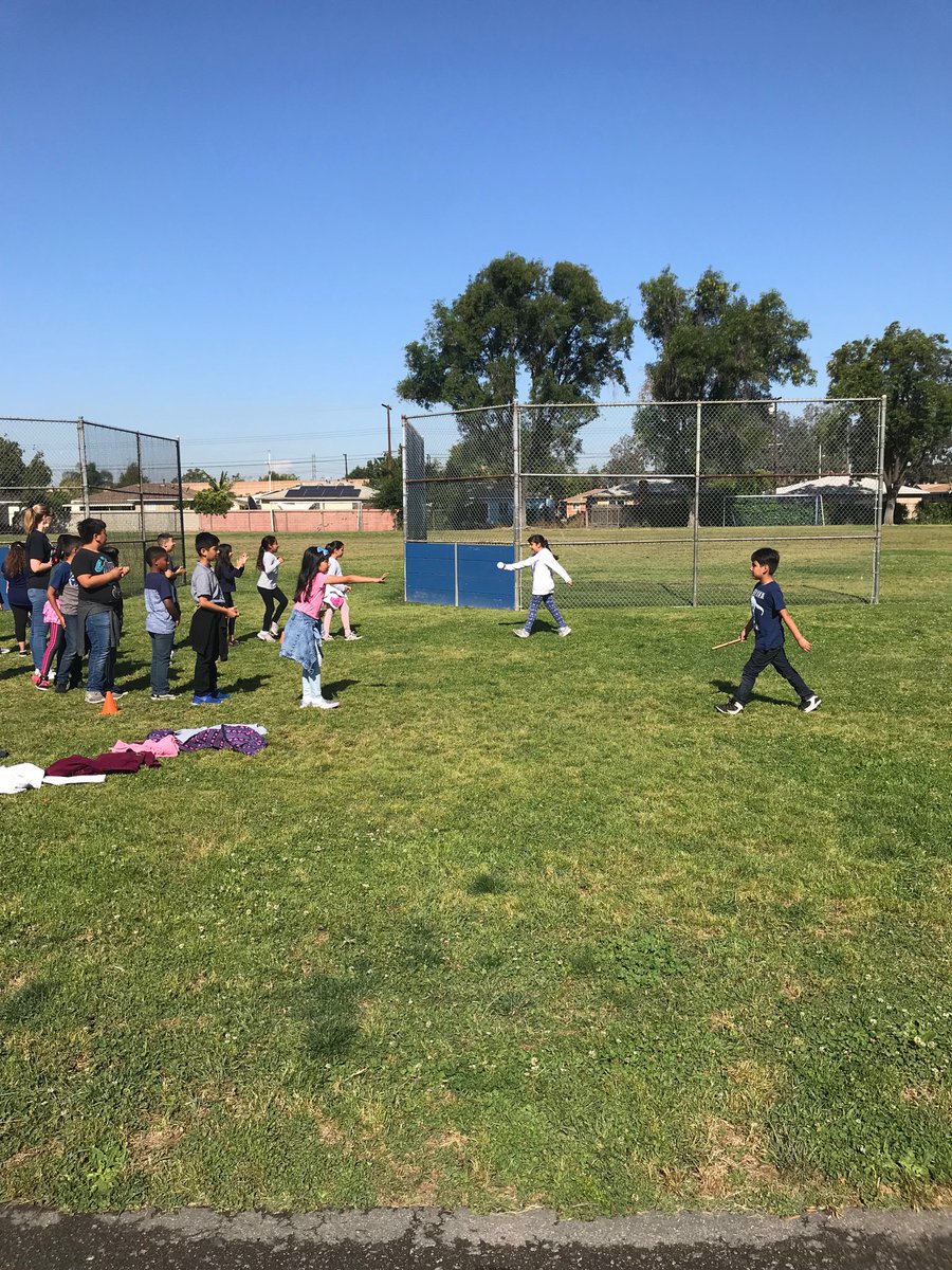 MVonetta's tweet photo. On Friday, the Gladiators took part in the Glazier’s Jr. Olympics. Fun was had by all! #nlmusd #Glazier #ProudESSS https://t.co/zx506sOpRC