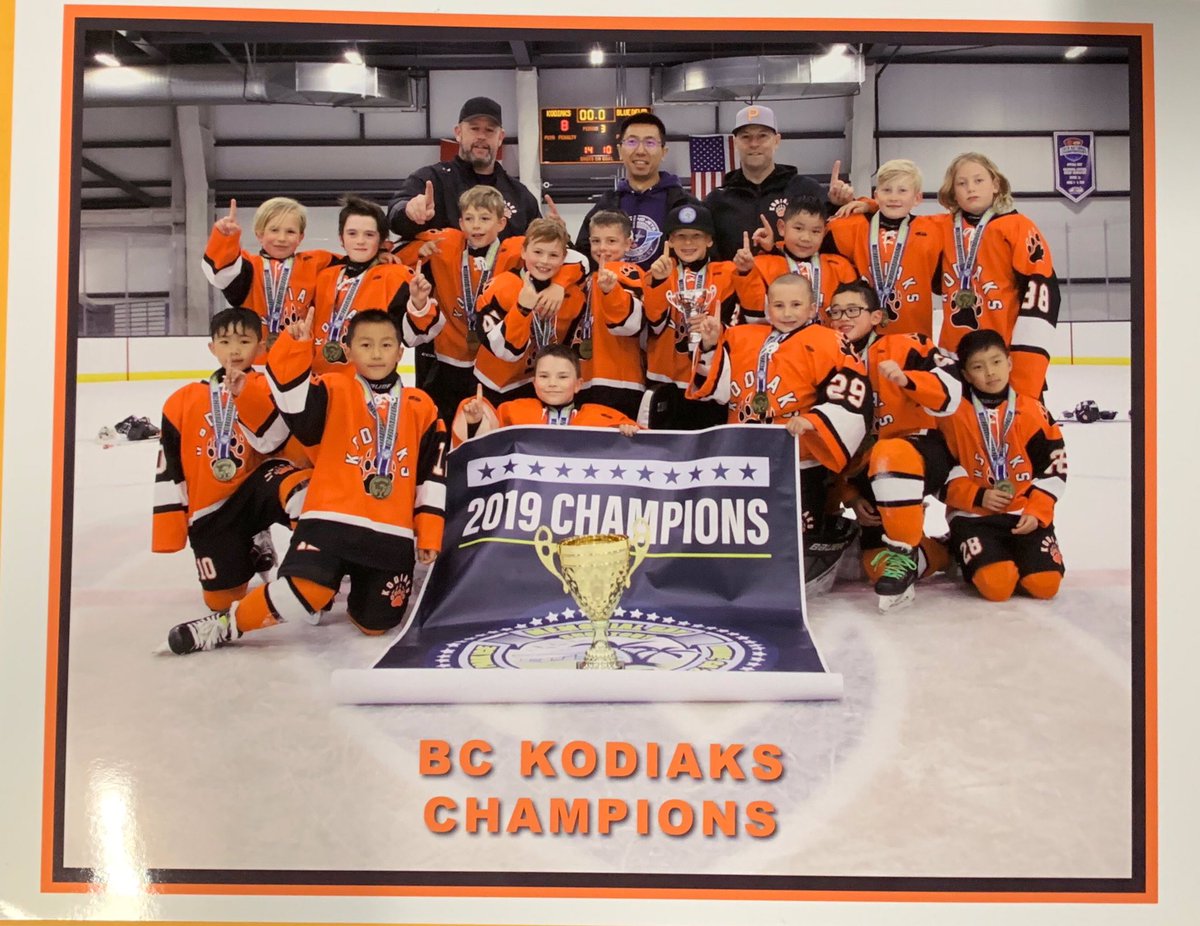 BCKodiaksHockey's tweet photo. 2010 BC Kodiaks California Memorial Day Shootout Champions. https://t.co/Q68llytRKd