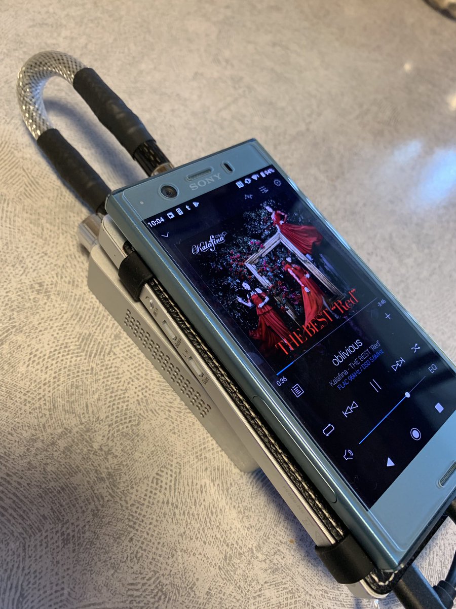 mikado0024's tweet photo. #XperiaXZ1Compact
#oppoha2
#briseaudio
#aloaudio
#continentalV5
#final
#E5000
ha-2のline-outからV5に。まとまりある音、広いステージ、あたかもスピーカーきいている感。
V5のボリュームが90〜100%、E5000はギリギリか〜(⌒-⌒; ) https://t.co/ULPcefYdsv