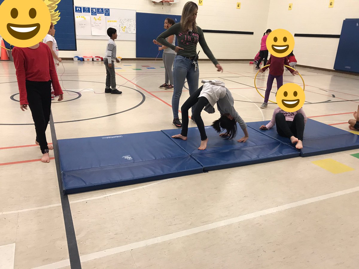 andreahaefele's tweet image. Continuing our #ALLability Talent Show practice today w/ @HighgatePS primary/junior/intermediate Ss! Amazing support from Ts all around 🙌 @chunha_park @Learningin118 @msmirandalem @RaniaWriting @Ms_Karnad @MrsWLearns 👏 🎻 🎹 🎶 🎤 🤸🏼‍♀️