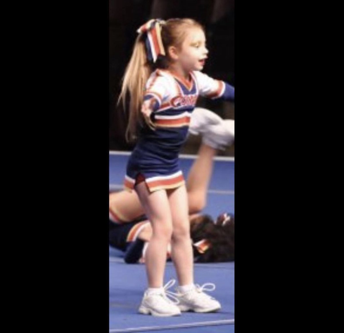 alyssiac_'s tweet photo. first - final year of cheerleading :,) https://t.co/QSwgTlsf4H