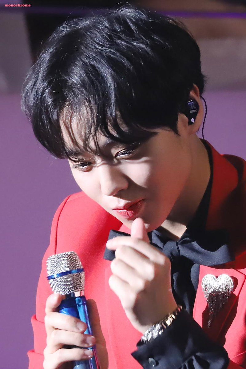 _monochr0me's tweet photo. 190526 #박지훈 https://t.co/KQFsghzmvp