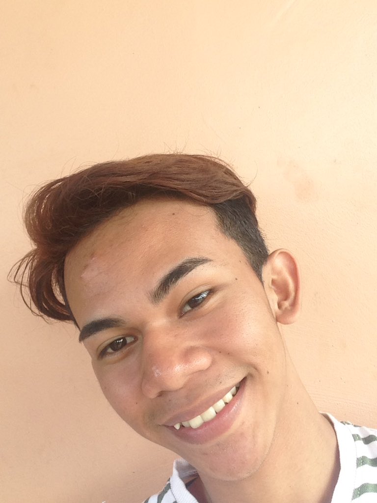 nolipols's tweet photo. #wayligo let's go pay in HAHAHAHAHHA https://t.co/vuI9G6hdUd